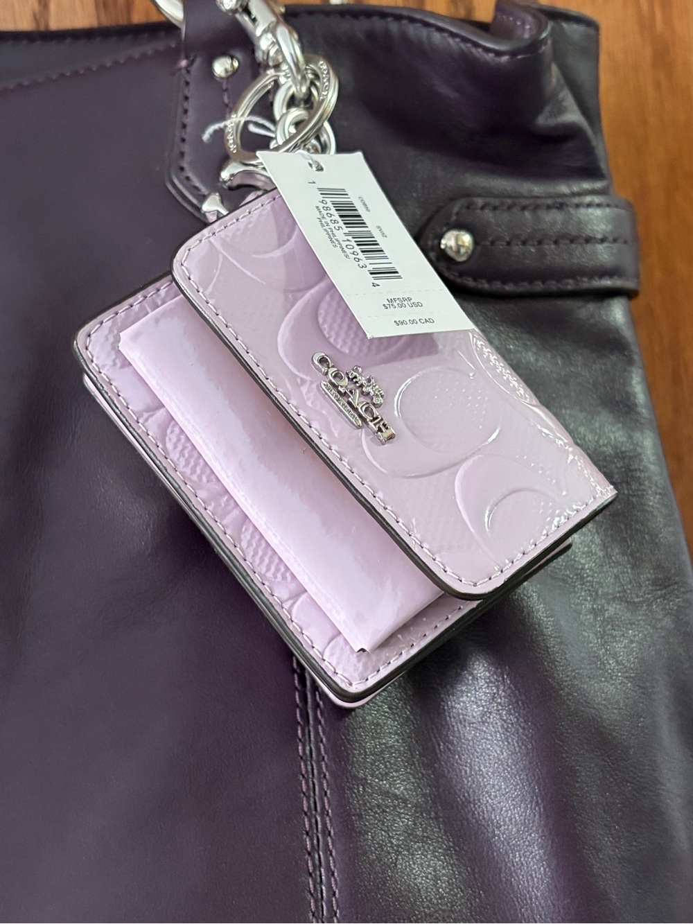 NWT-Coach Klare Bag Charm
In Signature Pink Leather with “C” charm